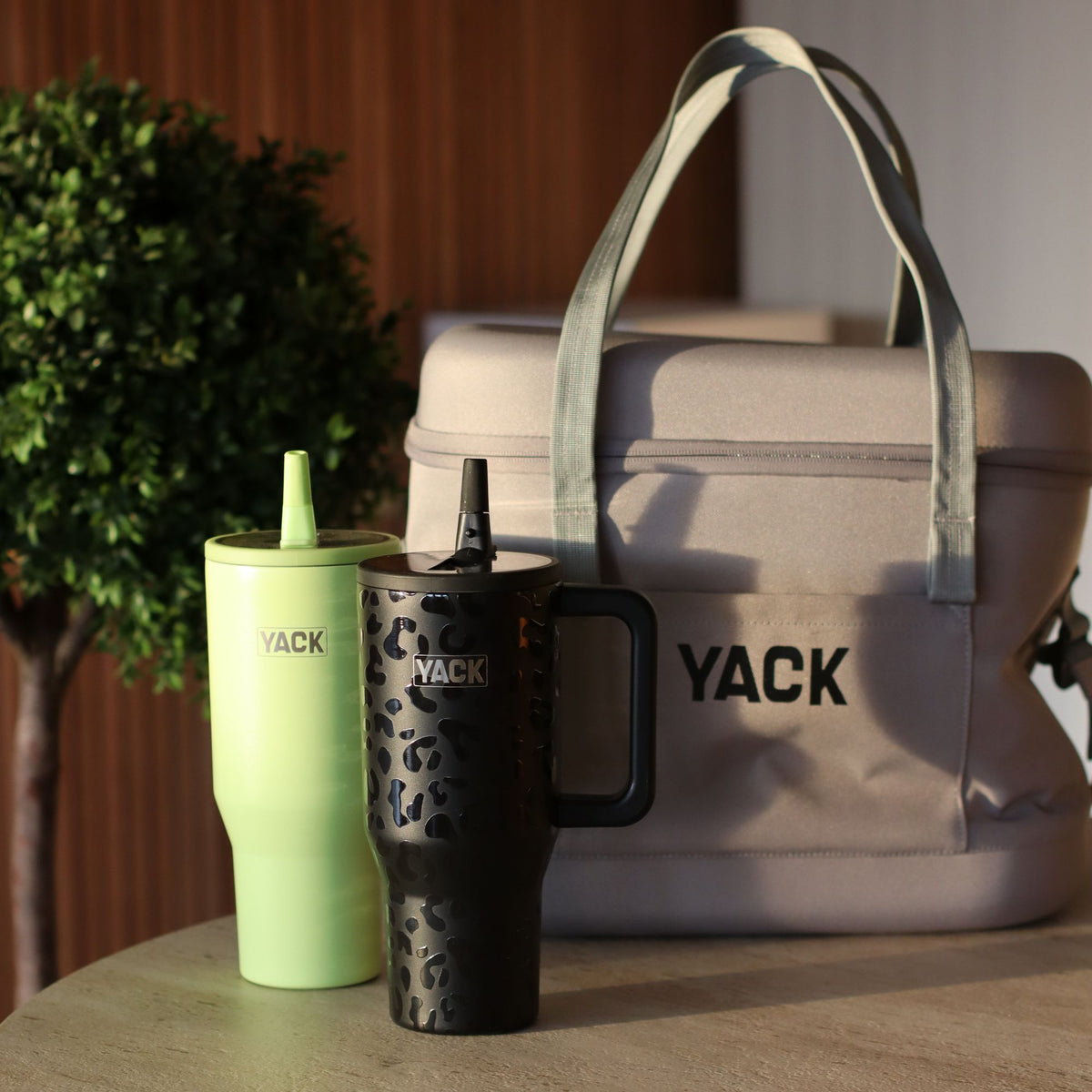 Gobelet Yack 90cl Léopard noir